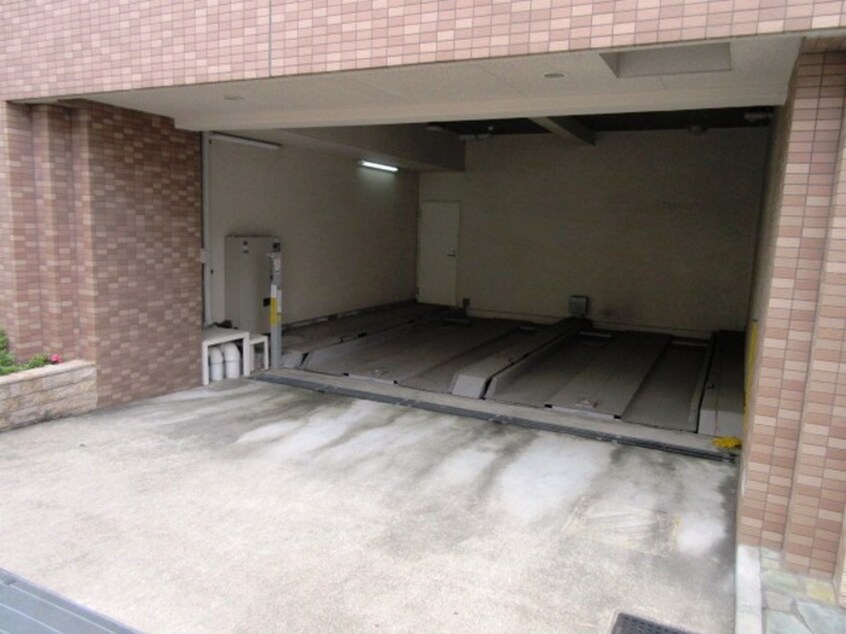 駐車場 アルグラッド吉野