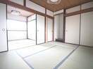 居室 高柳一丁目戸建