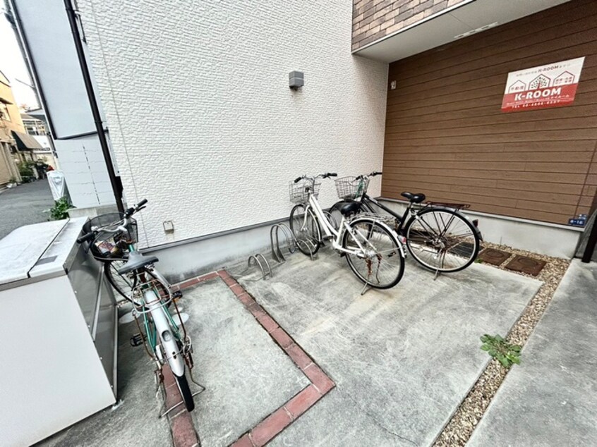 駐輪場 トロワ・スール