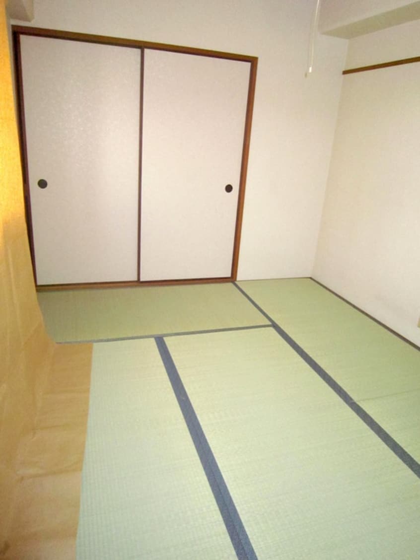 居室 ロイヤルハイツ土佐堀