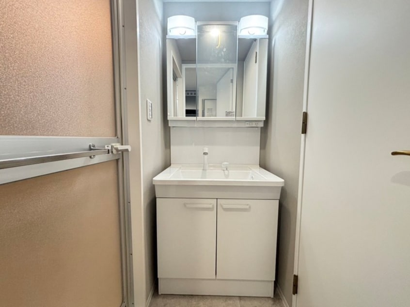 洗面 インプルーブ三宮イースト