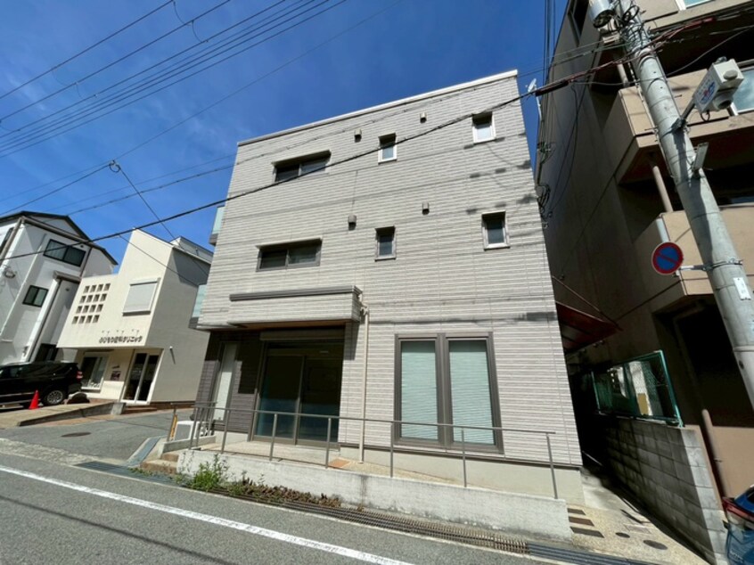 外観写真 Ｐｒｕｎｉｅｒ本山