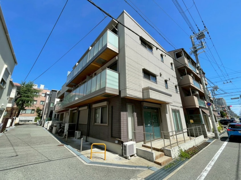 外観写真 Ｐｒｕｎｉｅｒ本山