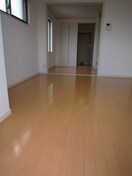 居室 ヒルズ南吹田