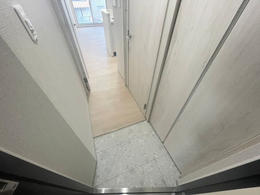 玄関 ＮＥＸＴ　ＳＴＡＧＥ　神戸元町