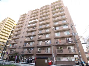 メゾン北梅田(601)