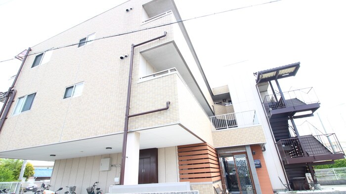 エントランス部分 ブエナビスタ貝塚