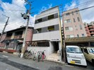 ブロ－ドウェイ一番館の外観