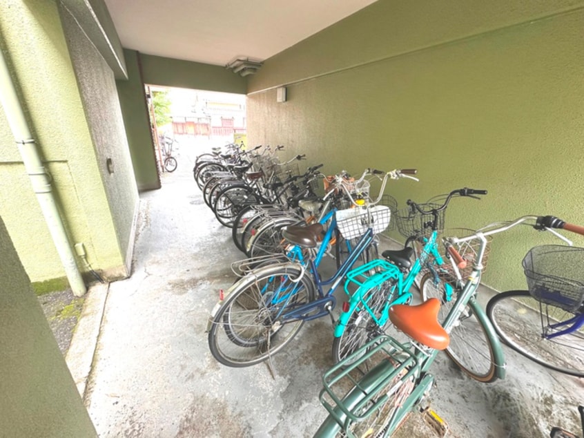 駐輪場 高槻ガーデンヒルズ