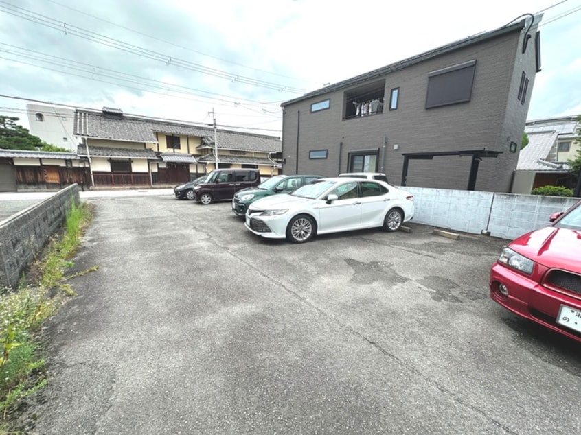 駐車場 高槻ガーデンヒルズ