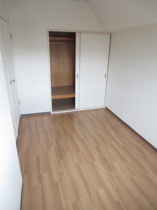 収納 高槻ガーデンヒルズ