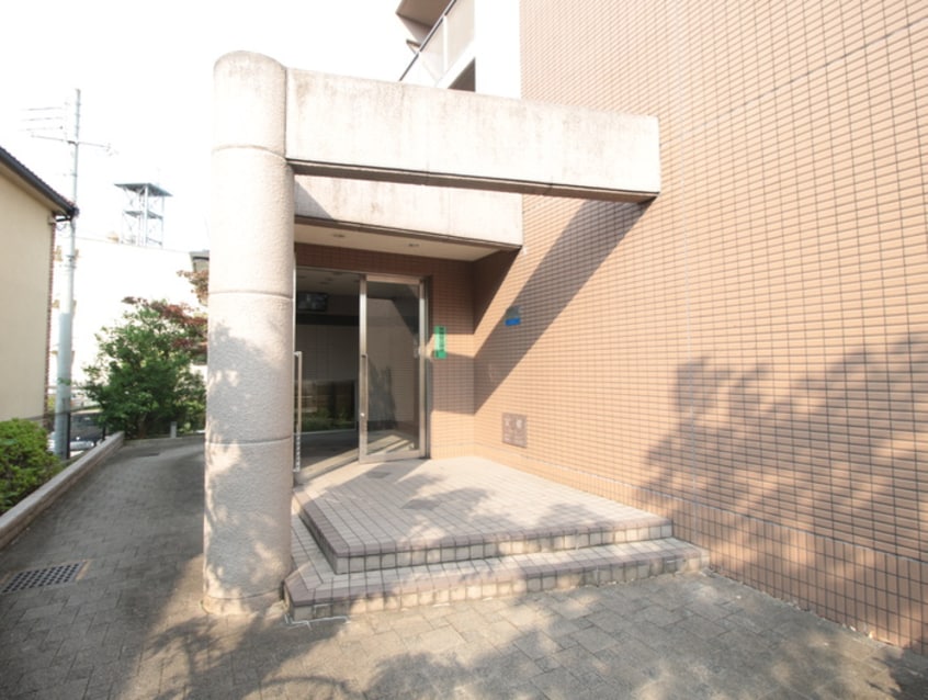 エントランス部分 ラフィネ星田