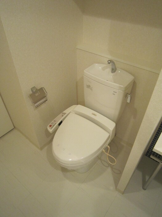 トイレ レジディア神戸磯上