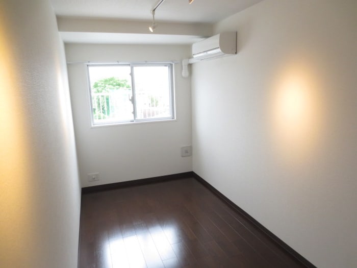 居室 レジディア甲東園