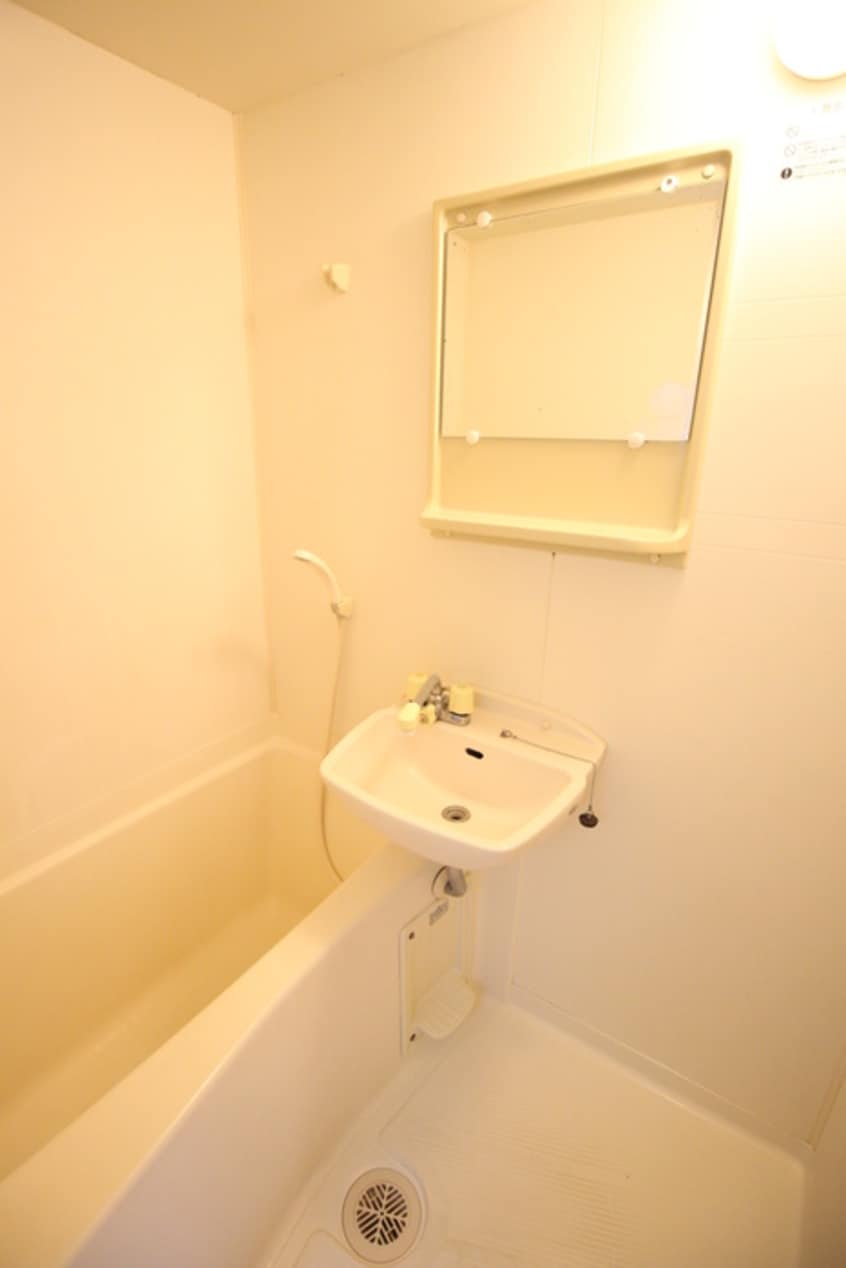 バス／シャワールーム等 ピラ－ズ御所西