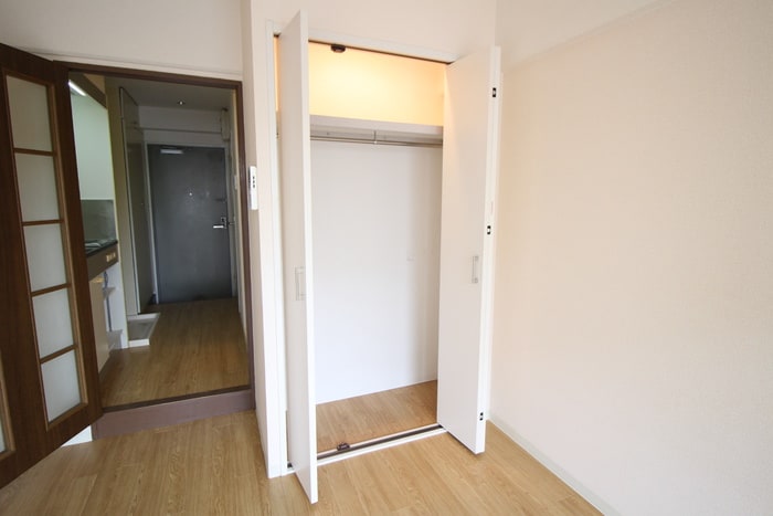 収納 ピラ－ズ御所西