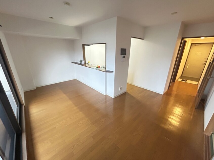 居室 ソレーユ関西