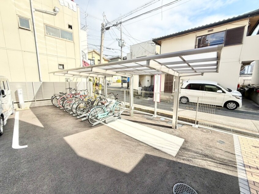 駐輪場 La Jolla城陽