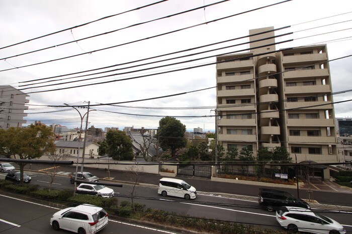 室内からの展望 プラ－フ岡本