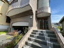 エントランス部分 メゾンド瀬川公園