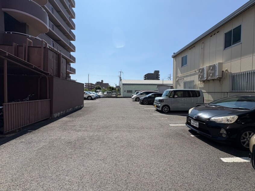 駐車場 プランテーム吉田