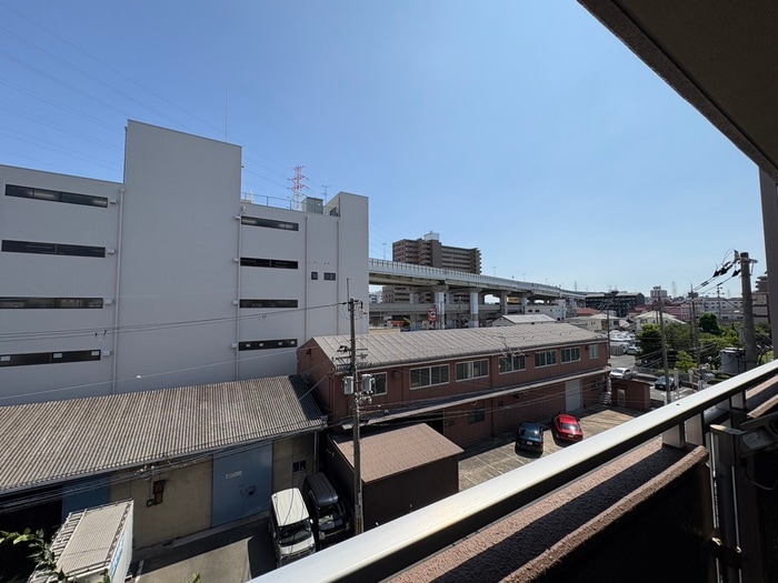 室内からの展望 プランテーム吉田