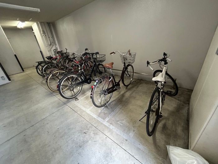 駐輪場 シスイル長居