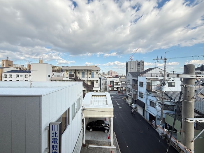 室内からの展望 ﾗｲｵﾝｽﾞﾏﾝｼｮﾝ南方（402）