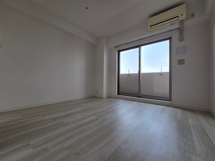 居室 エイペックス北梅田(1202)