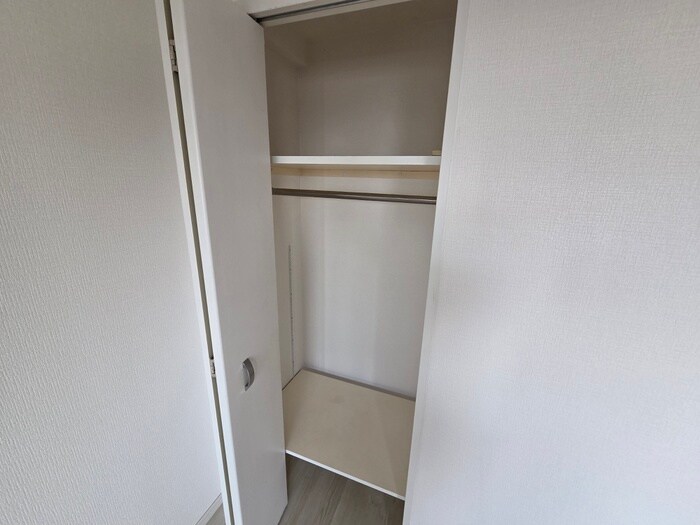 収納 エイペックス北梅田(1202)