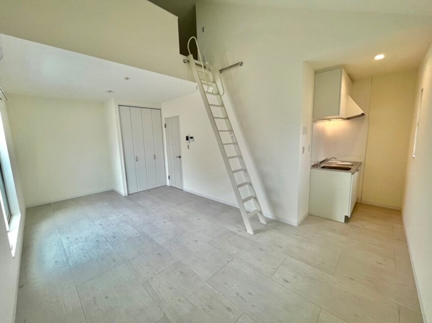 居室 ソレイユ貝塚