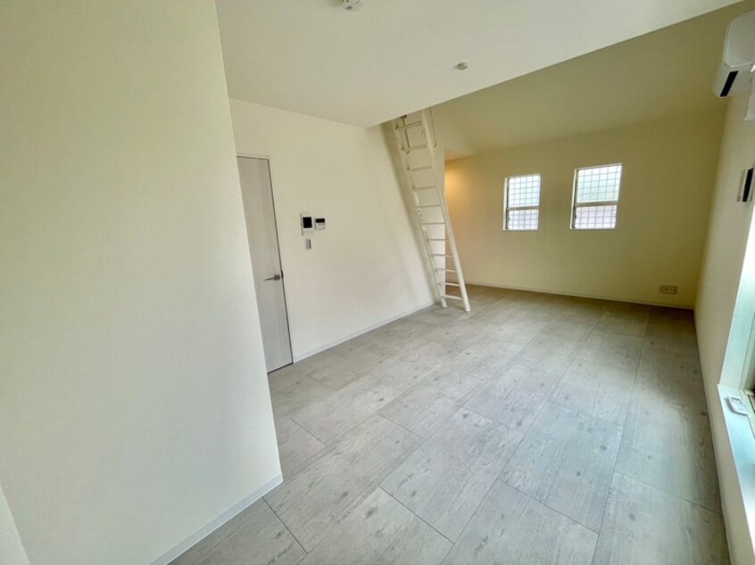 居室 ソレイユ貝塚