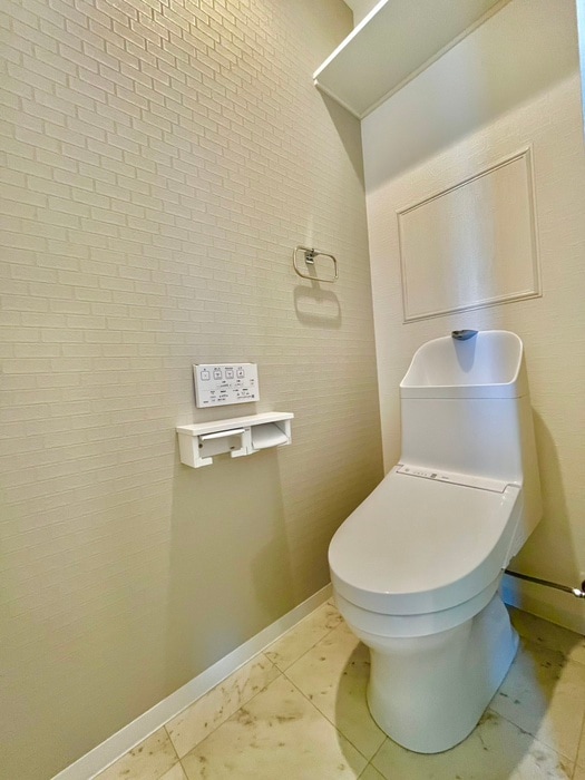 トイレ ソレイユ貝塚