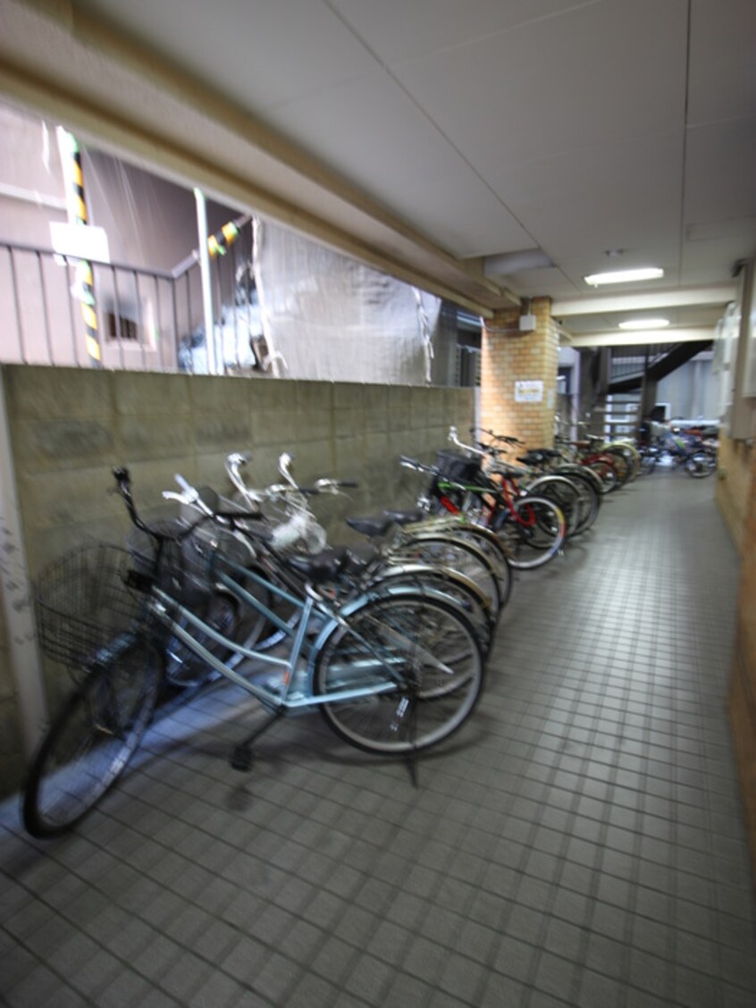 駐輪場 アウトバーンＧＫ