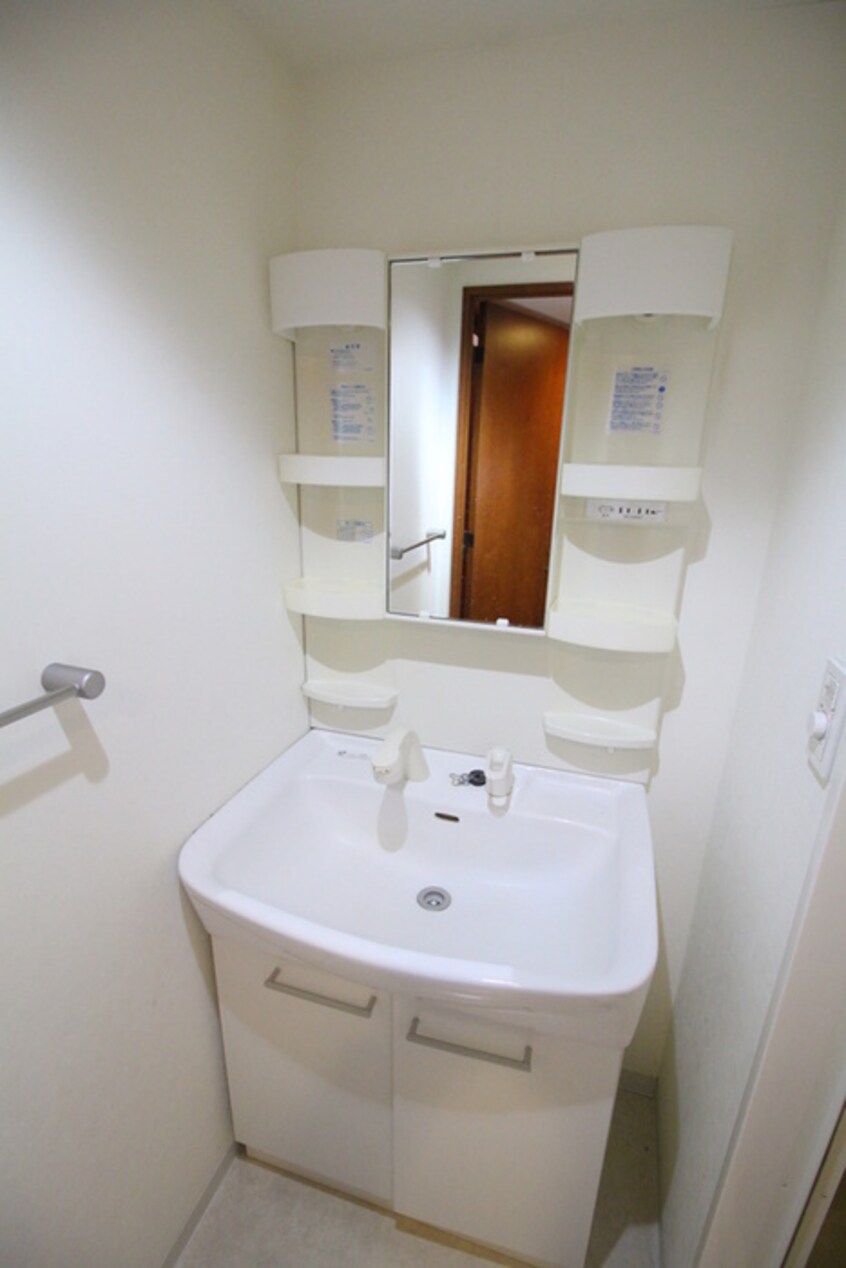 洗面 フォレステ－ジュ江坂垂水町