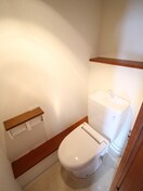 トイレ フォレステ－ジュ江坂垂水町