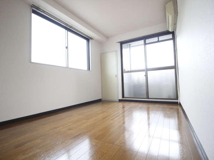 居室 メゾンオリエント