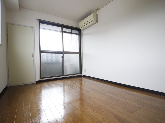 居室 メゾンオリエント