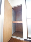 収納 メゾンオリエント