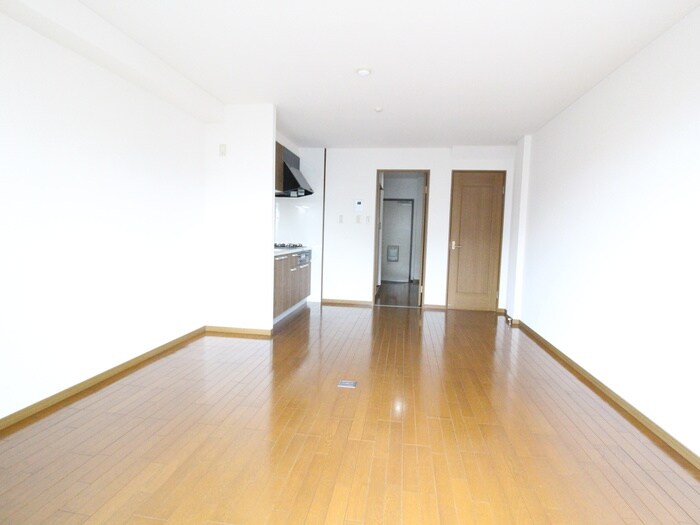 居室 ｴｸｾﾚﾝﾄ江坂