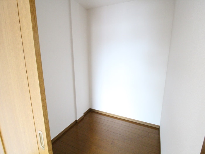 収納 ｴｸｾﾚﾝﾄ江坂