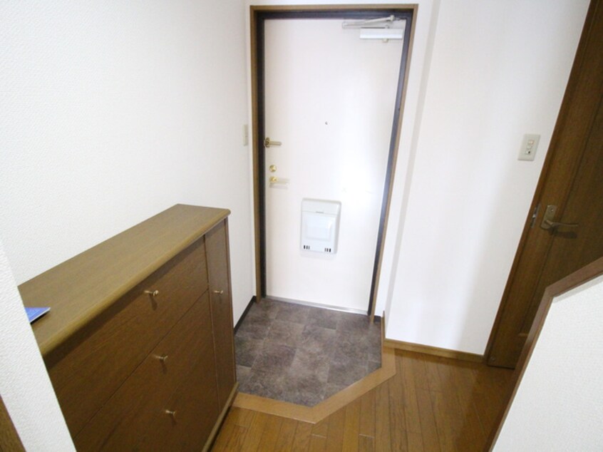 玄関 ｴｸｾﾚﾝﾄ江坂