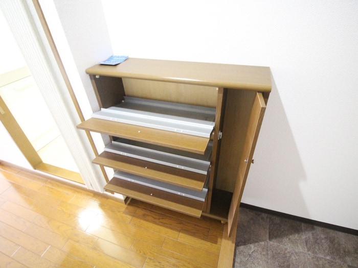 靴箱 ｴｸｾﾚﾝﾄ江坂