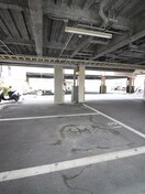 駐車場 グランドマゼボ－