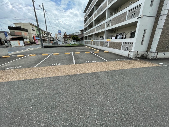 駐車場 フレンドヒル