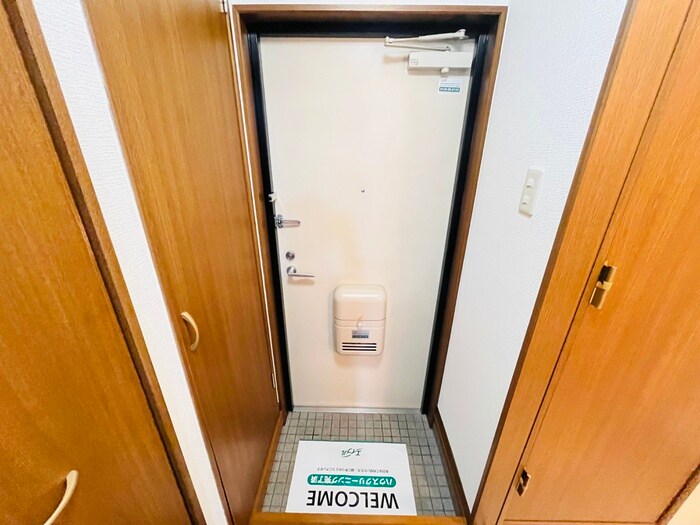 玄関 西宝ケイズ