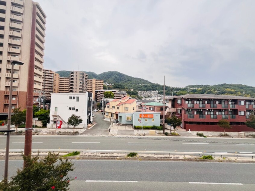 室内からの展望 西宝ケイズ