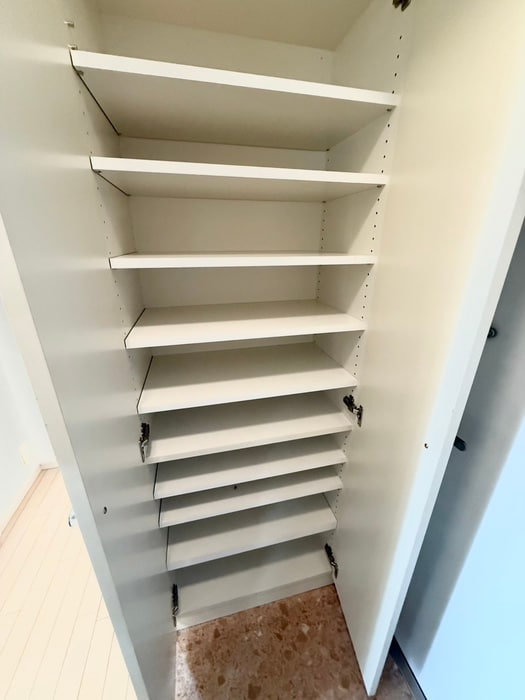 靴箱 クレイドル四天王寺