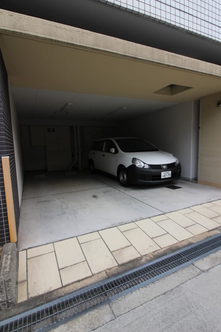 駐車場 クレイドル四天王寺