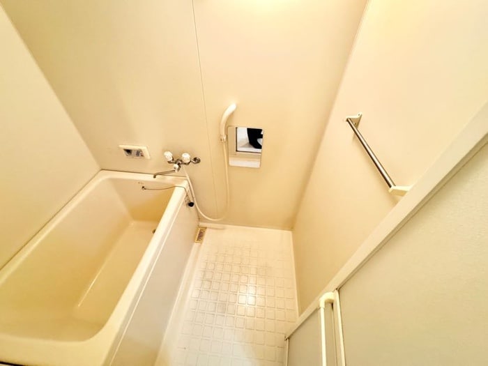 バス／シャワールーム等 リバ－サイドマンション川勝